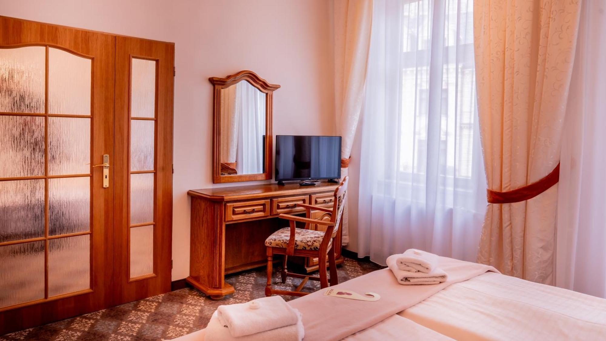 Hotel Praga Karlovy Vary Eksteriør bilde